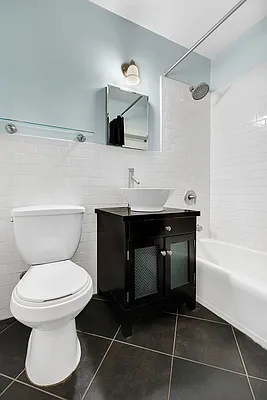 Rented by Cooper & Cooper Real Estate | media 28