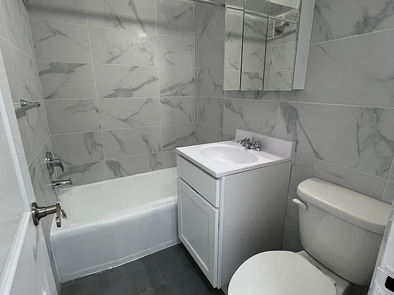 8855 Bay Pkwy #8D — Photo 4