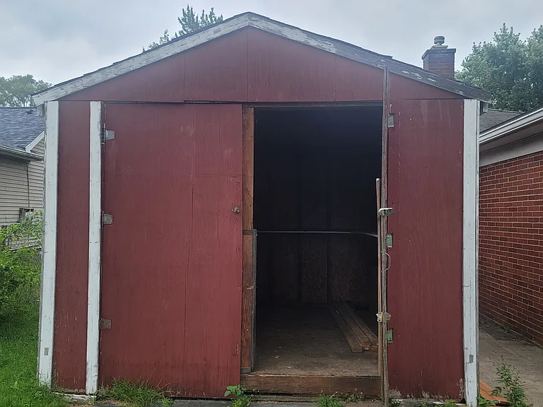 Bunker / Toolshed