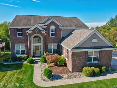 6363 Amber Ln, Grand Blanc, MI, 48439