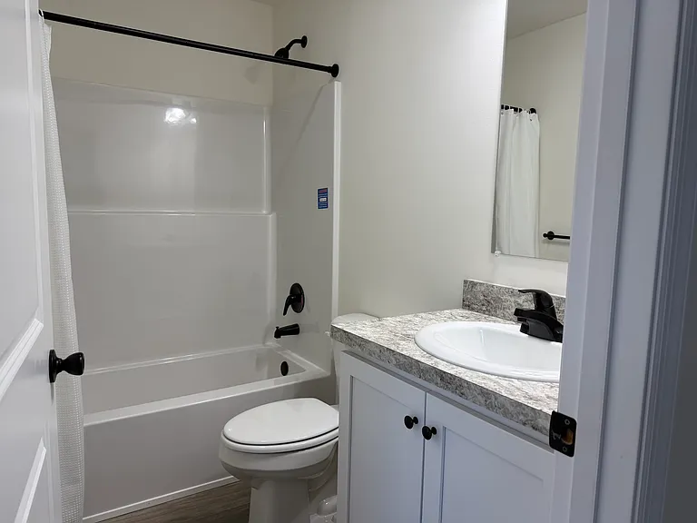 11449 Route 22 — Photo 10