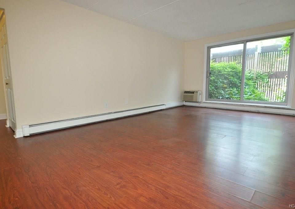 1st image of 399 N Broadway APT 1M