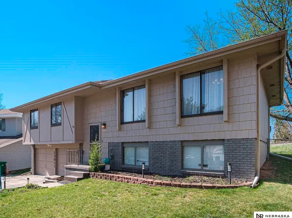 13011 Margo St, Omaha, NE 68138