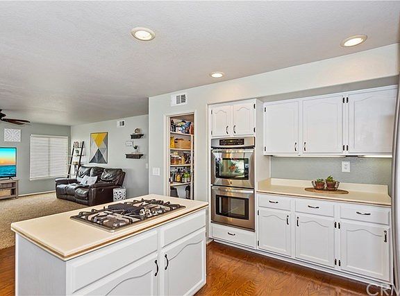 5th image of 40601 Calle Katerine