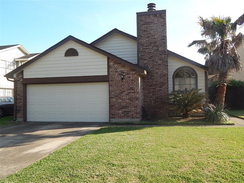 1st image of 13535 Catalina Village Dr