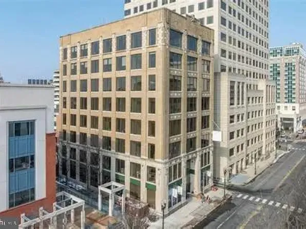112 Market St, Harrisburg, PA 17101