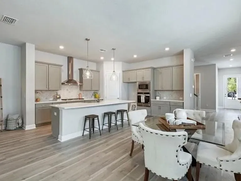 3813 W Swann Ave #2 — Photo 9