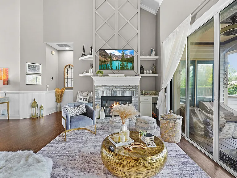 500 Turnberry Ln — Photo 7