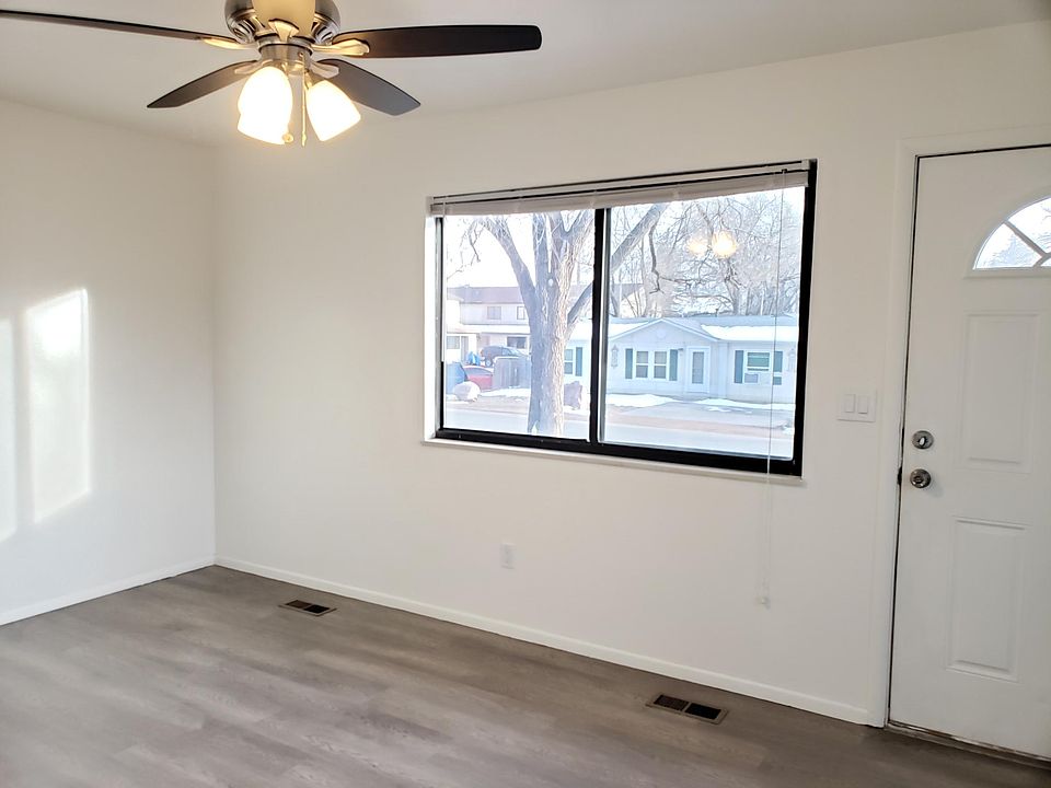 Living room & front entry