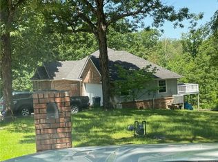 701 E Red Oak St, Siloam Springs, AR 72761
