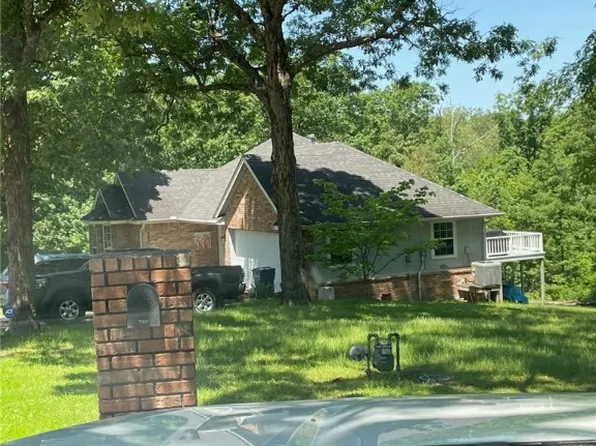 701 E Red Oak St, Siloam Springs, AR 72761