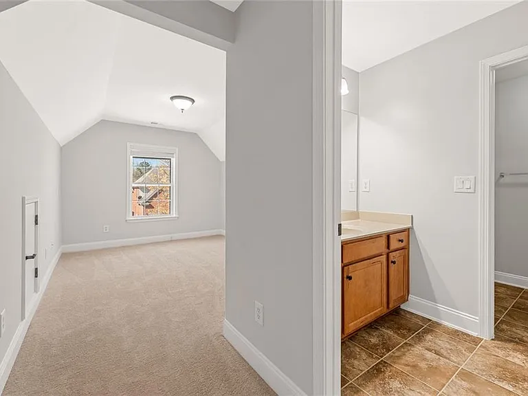 3329 Rosecliff Trce — Photo 48