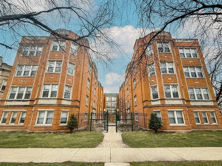 4507 1/2 N Greenview Ave #2W — Photo 6