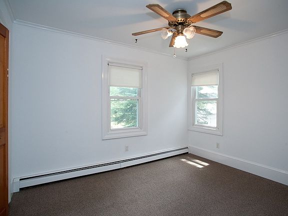 5th image of 48 Birch St