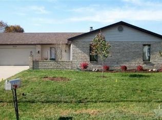 3015 Goeglein Rd, Fort Wayne, IN 46815