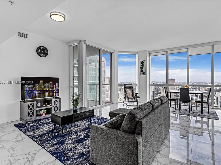 244 Biscayne Blvd #4708 — Photo 12