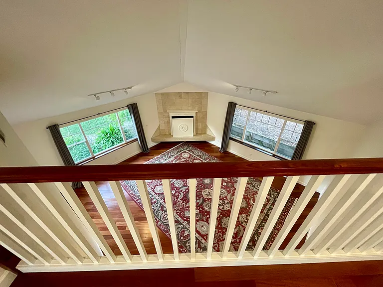 2 Greenbrier Ct — Photo 22
