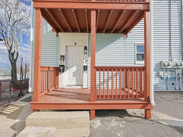 6 Rockland St #1 — Photo 12
