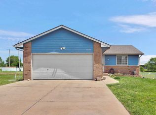 11226 W Carr Ct, Wichita, KS 67209