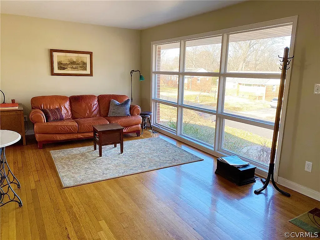 3 bed, 1248 sqft, $2,095 — Photo 4