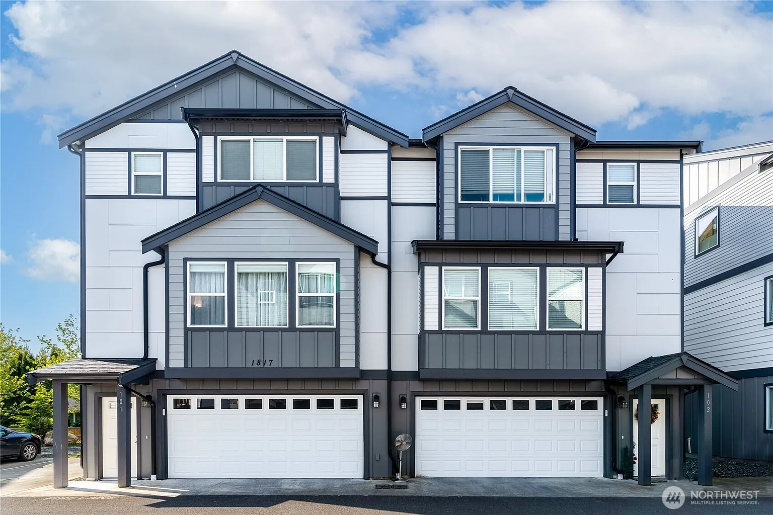 1817 Eastgate Loop photo 1