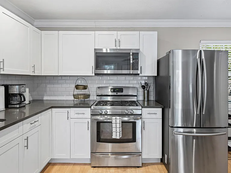 1137 Richardine Ave — Photo 3
