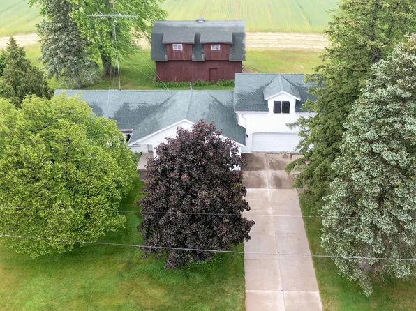 3983 Highland Ave, Benton Harbor, MI 49022