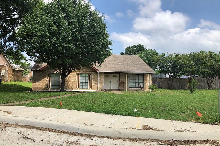 1st image of 933 Granite Ct