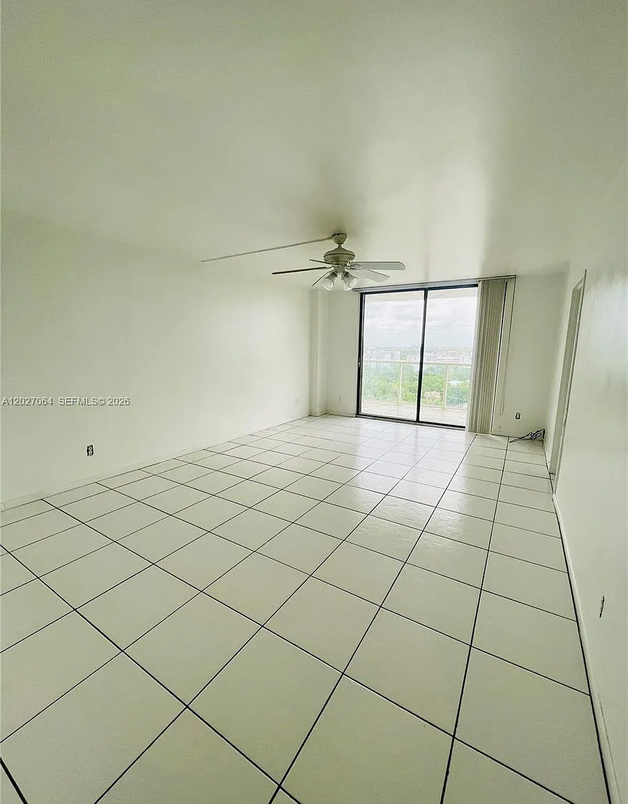 Sailboat Cay Condo — Photo 2