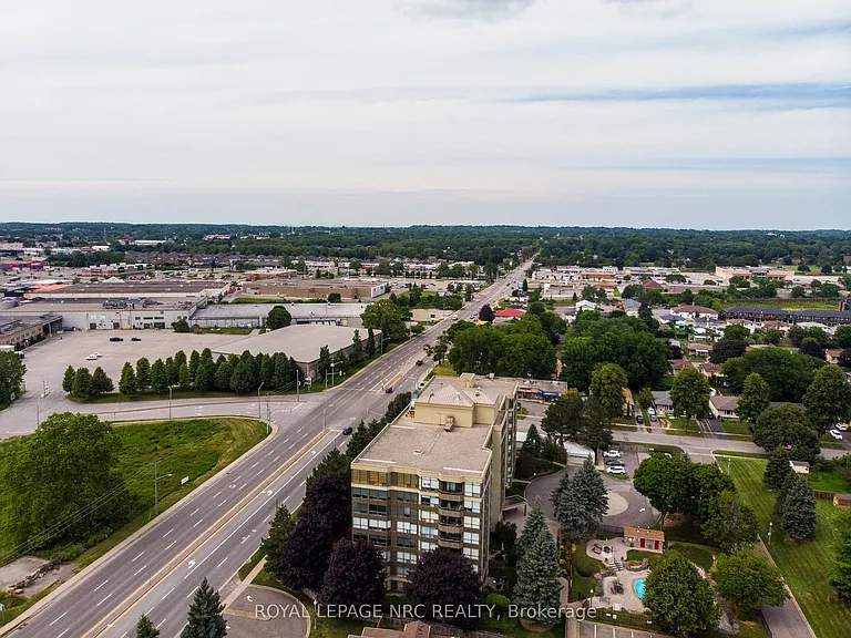 5200 Dorchester Rd #3 — Photo 40