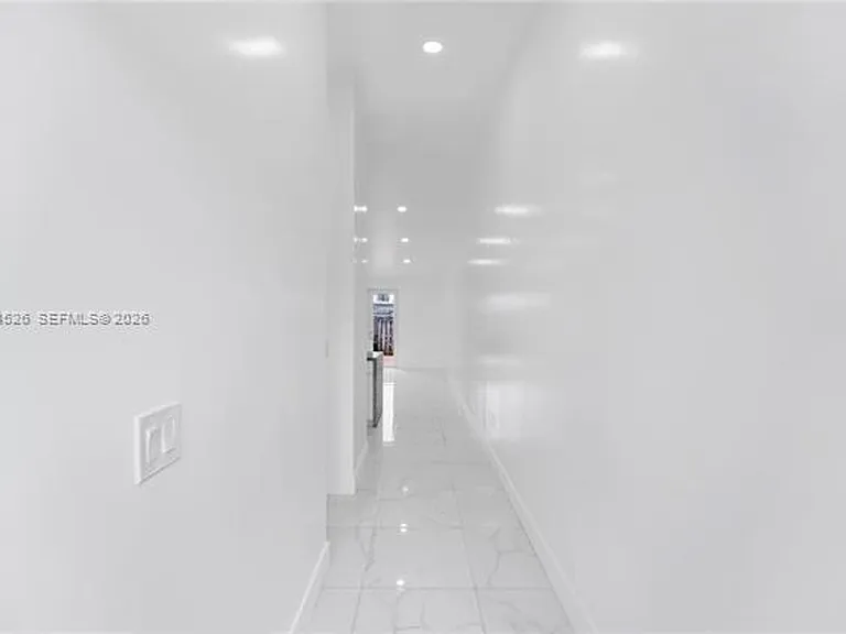 6742 NW 188th Ter #Townhouse 6742 — Photo 5