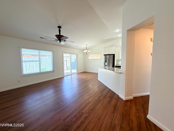 3rd image of 4535 China Rose Cir