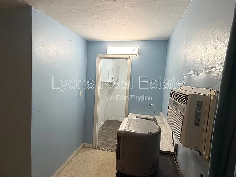 653 Howells Circle Dr #3 — Photo 3