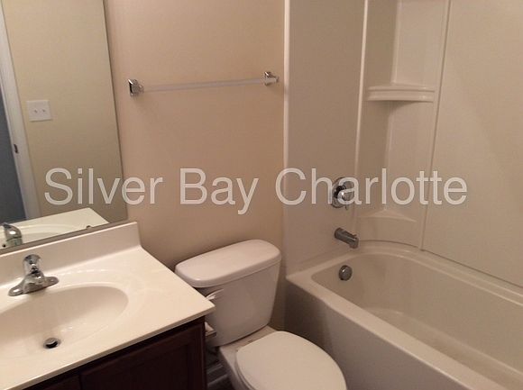 2nd image of 548 Gentle Breeze Ln