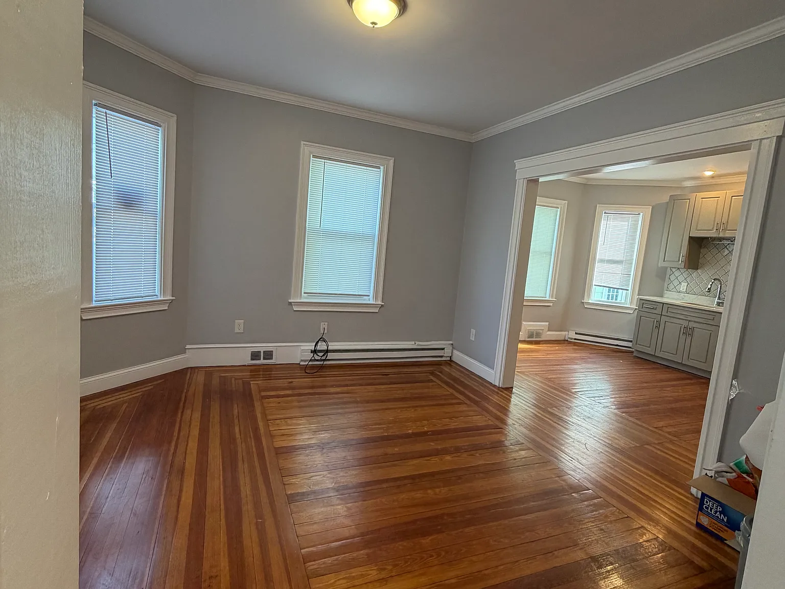 3 bed, 1152 sqft, $2,200 — Photo 4