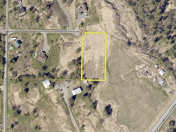5th image of 56911 Stormy Petrel Ct