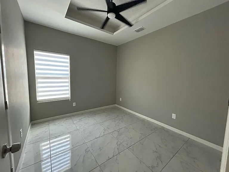 1018 N Abbey Ave #3 — Photo 12