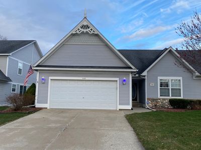 316 Victoria Park Dr, Howell, MI, 48843