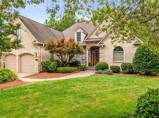 3831 Edgewater St, High Point, NC 27265