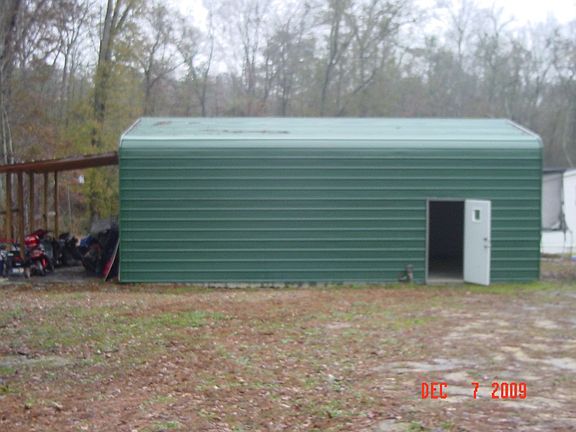 side of 20x30 steel workshop