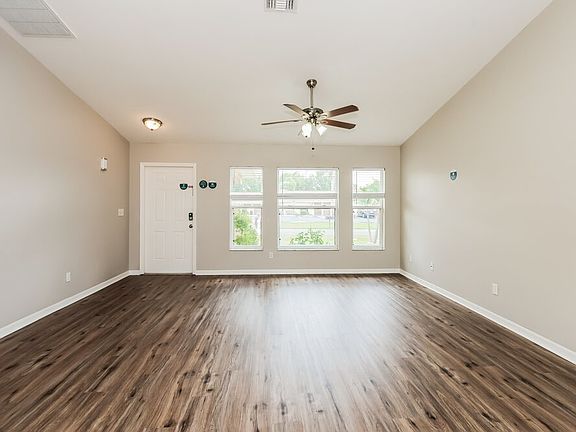 4th image of 3412 SW Santa Barbara Pl