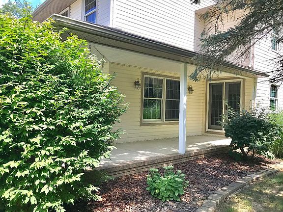 3rd image of 573 Tionesta Dr