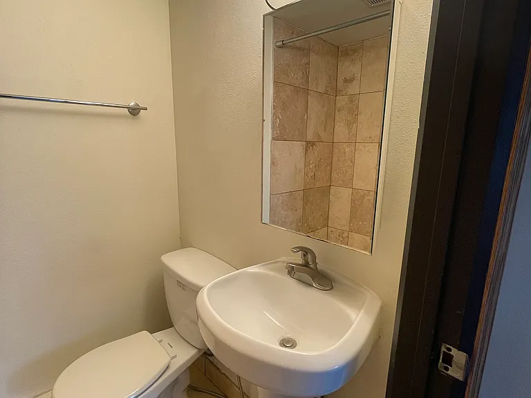 22 N Hancock St #103 — Photo 5