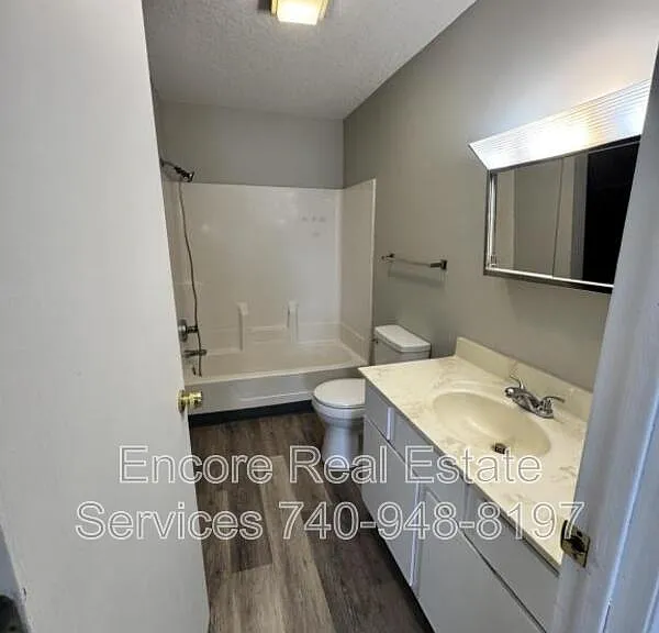 570 Brookside Ct — Photo 6