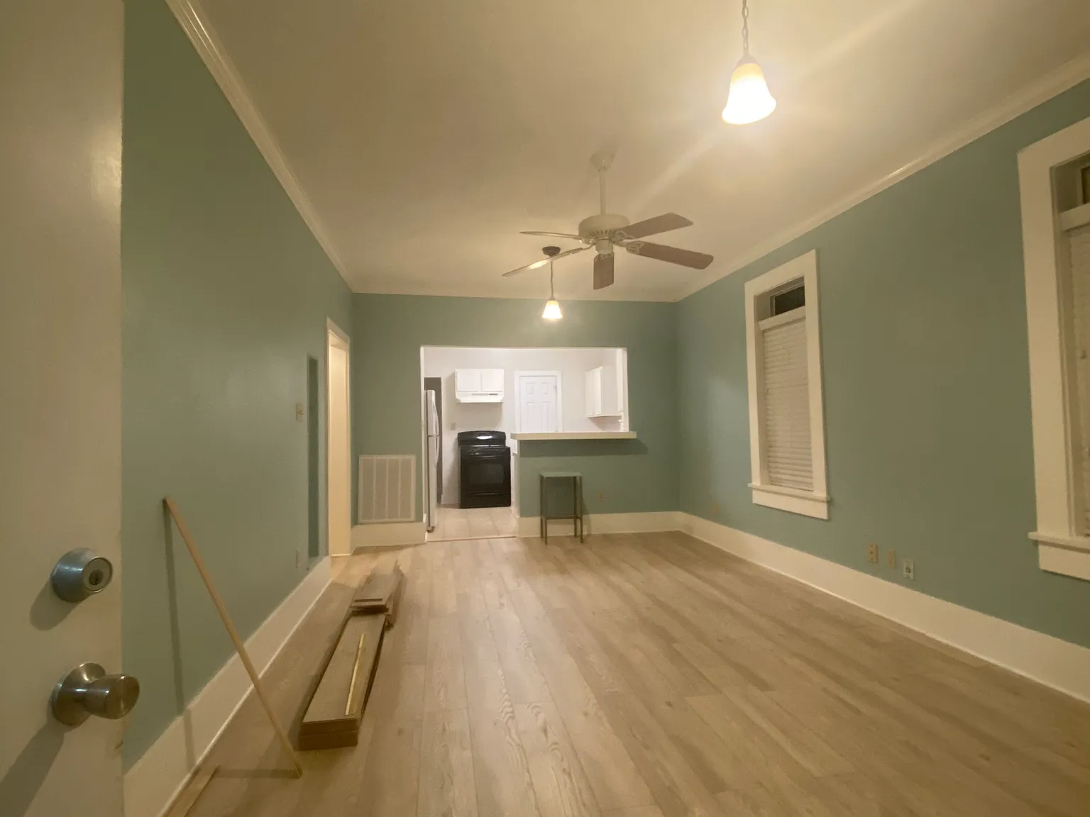 2 bed, 900 sqft, $1,550 — Photo 3