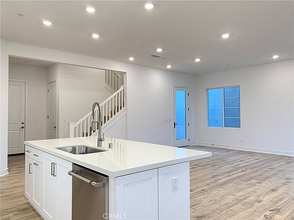 394 Baluster, Irvine, CA 92618 | Zillow