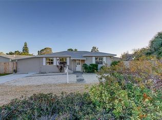 400 Island Dr, Madeira Beach, FL 33708