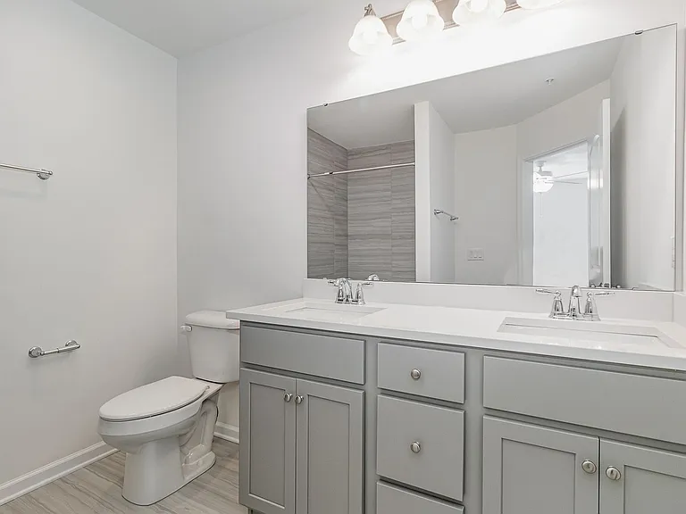 158 High Pointe Dr — Photo 17