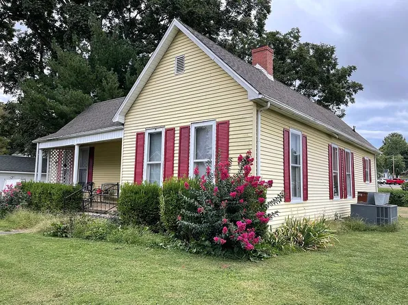 249 N Casey St, Morganfield, KY 42437