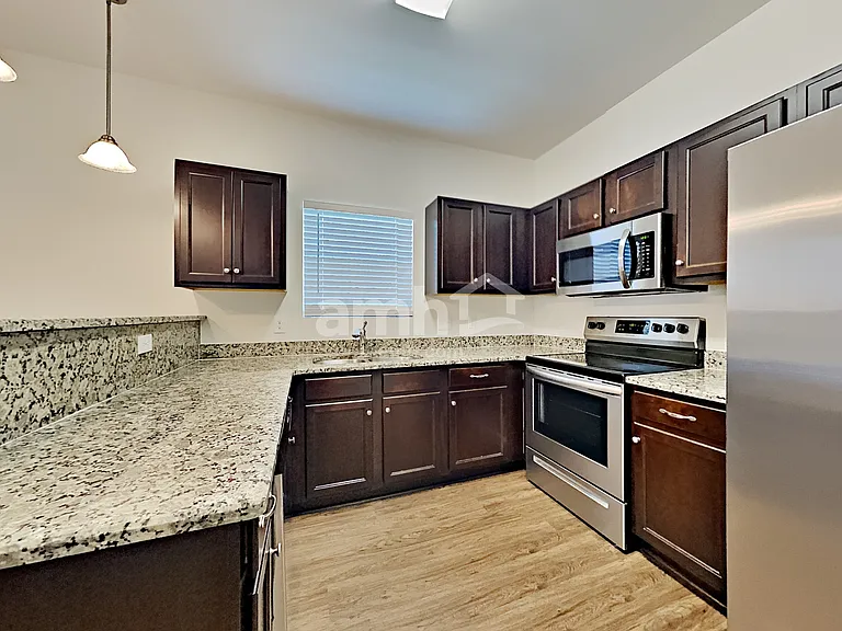 4870 Beryl Dr — Photo 3